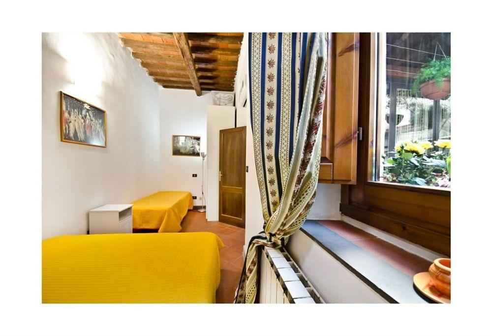 Casa de hóspedes Max